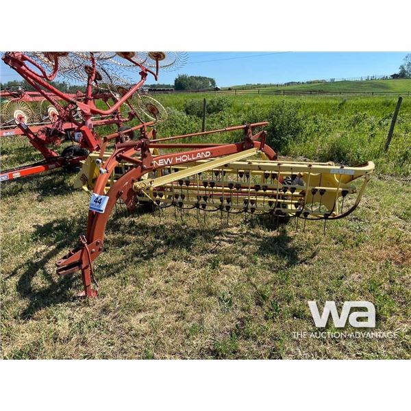 NEW HOLLAND 256 BAR RAKE