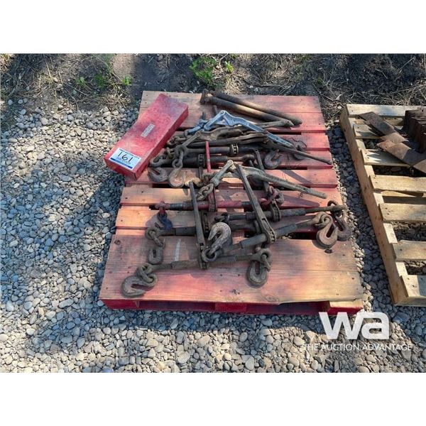 TOOL BOX & SOCKETS, CHAIN BOOMERS