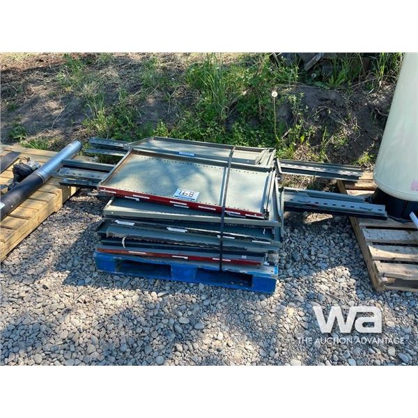 METAL SHELVING