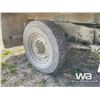 Image 15 : 1988 FORD F-250 E-CAB FLATDECK TRUCK