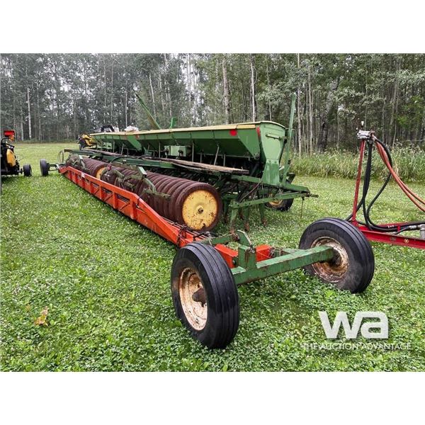 JOHN DEERE LZ 20 FT HOE PRESS DRILL