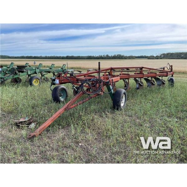 KVERNELAND D2 7X16 PLOW