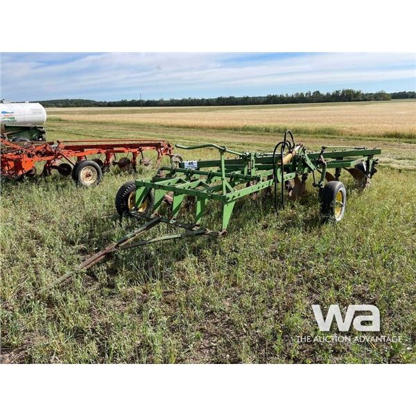 JOHN DEERE 6x16" PLOW