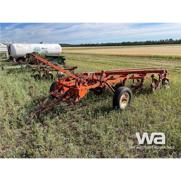 CASE 5 x 14" PLOW