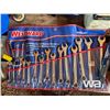 Image 2 : WATER HOSE, WRENCHES, YOKE, BEARINGS, FITTINGS