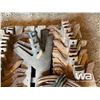 Image 2 : CULTIVATOR SWEEPS & SPIKES