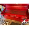 Image 5 : WATER PUMP, RED TOOL BOX, BACK PACK SPRAYER