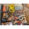 Image 2 : TOW ROPE, 3/4 DRIVE, STRAPS, AUTO WIRE