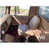 Image 7 : 1981 IHC S1900 T/A GRAIN TRUCK