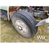 Image 14 : 1981 IHC 1924 T/A GRAIN TRUCK
