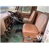 Image 6 : 1981 IHC 1924 T/A GRAIN TRUCK