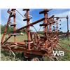 Image 12 : IHC 45 30 FT VIBRASHANK CULTIVATOR