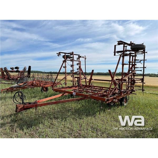 IHC 45 30 FT VIBRASHANK CULTIVATOR