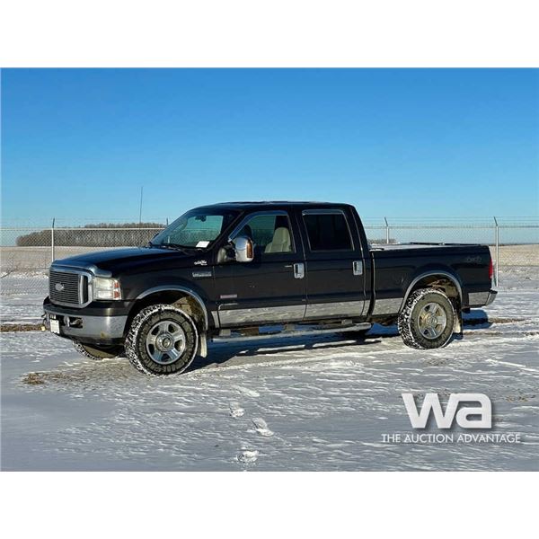 2006 FORD F250 LARIAT CREW CAB PICKUP