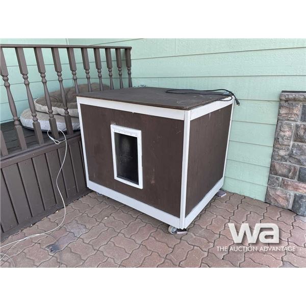 CUSTOM DOG HOUSE