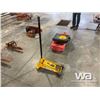 Image 2 : FLOOR JACK