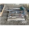 Image 1 : PALLET OF GARDEN TOOLS