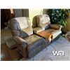 Image 2 : 3 PIECE LEATHER RECLINING SET