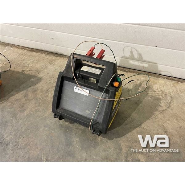 GALLAGER S17 SOLAR FENCER