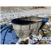 Image 4 : RUBBERMAID 100 GAL WATER TROUGH