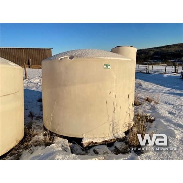 1,400 GAL. WHITE POLY TANK
