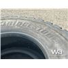 Image 8 : (2) BRIDGESTONE L315 445/65R22.5 TIRES