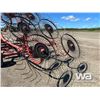 Image 5 : 10 WHEEL HAY RAKE