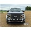 Image 17 : 2022 FORD F-450 PLATINUM CREW CAB DUALLY PICKUP