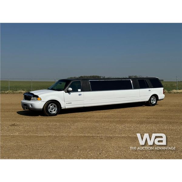 2000 LINCOLN NAVIGATOR LIMOUSINE