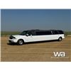 Image 1 : 2000 LINCOLN NAVIGATOR LIMOUSINE