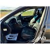 Image 6 : 2005 VOLVO S60 4 DOOR SEDAN