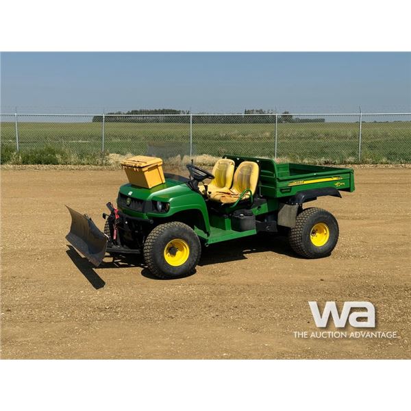 JOHN DEERE 4X4 GATOR