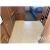 Image 23 : 1998 TAHOE LITE 25 FT. 5TH WHEEL TRAVEL TRAILER