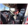 Image 8 : 2004 KENWORTH T800B T/A SLEEPER TRUCK TRACTOR