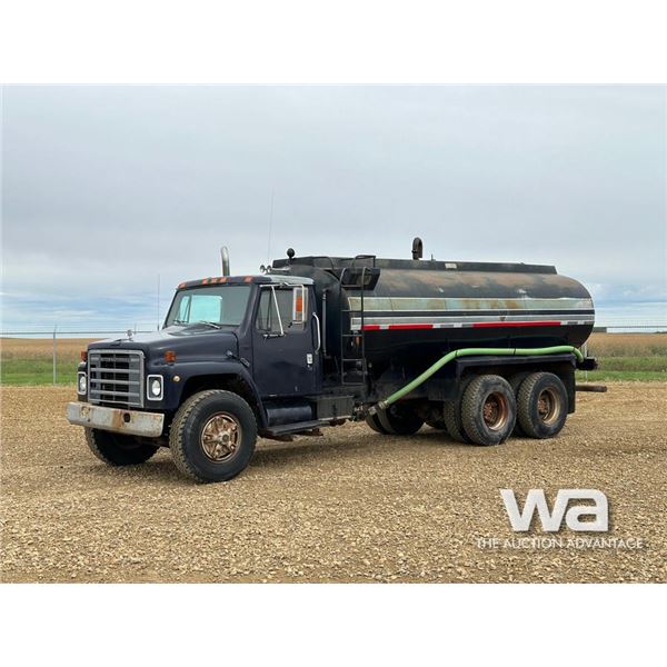 1980 INTERNATIONAL 1900 T/A WATER TANK TRUCK