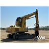 Image 3 : 1996 KOMATSU PC250LC-6L SHORT WOOD LOG LOADER