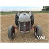 Image 11 : FORD 9N 2WD TRACTOR