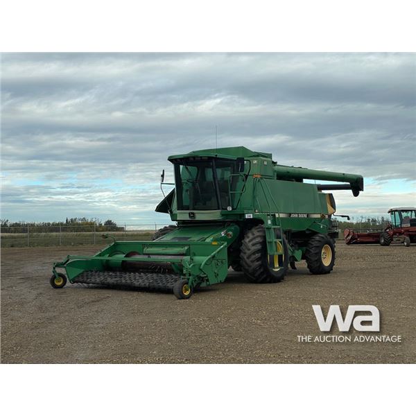 1996 JOHN DEERE 9600 4WD COMBINE