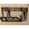 Image 8 : 4 FT. WHEEL LOADER FORKS
