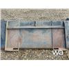 Image 5 : 61 IN. SKID STEER BUCKET