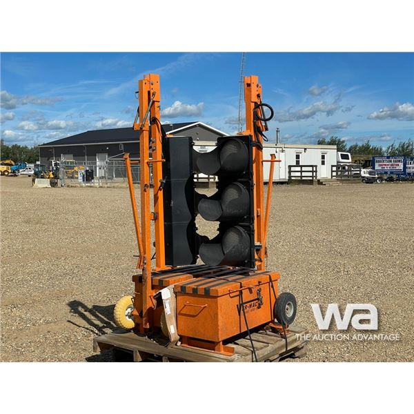 (2) VERMAC TRAFFIC LIGHTS