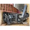 Image 10 : (1) BIN CASE IH PARTS