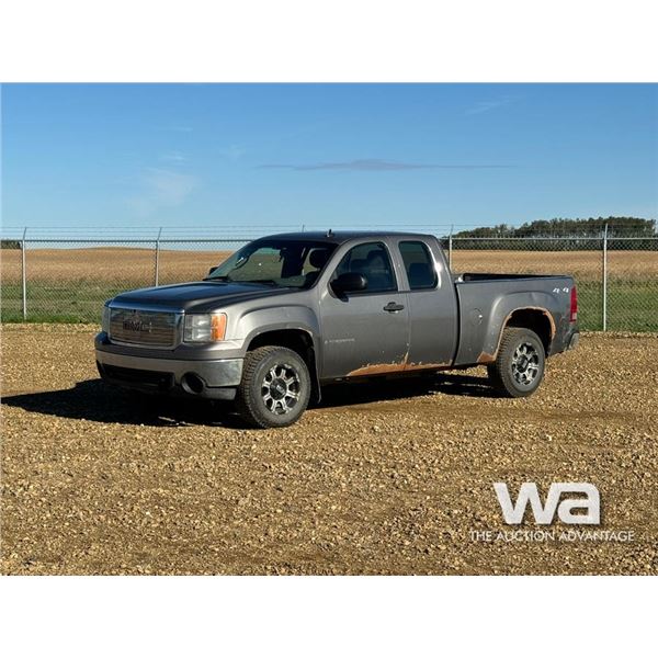 2008 GMC SIERRA E-CAB 4WD PICKUP
