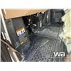 Image 15 : 2018 JOHN DEERE 835R GATOR SIDE BY SIDE