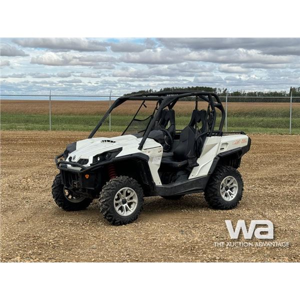 2015 CAN-AM COMMANDER XT SIDE BY SIDE