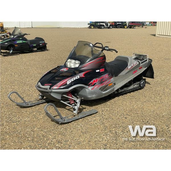 2003 ARCTIC CAT 600 MOUNTAIN CAT 1M SNOWMOBILE