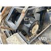 Image 64 : 2020 KENWORTH T800 TRI DRIVE SLEEPER WINCH TRACTOR