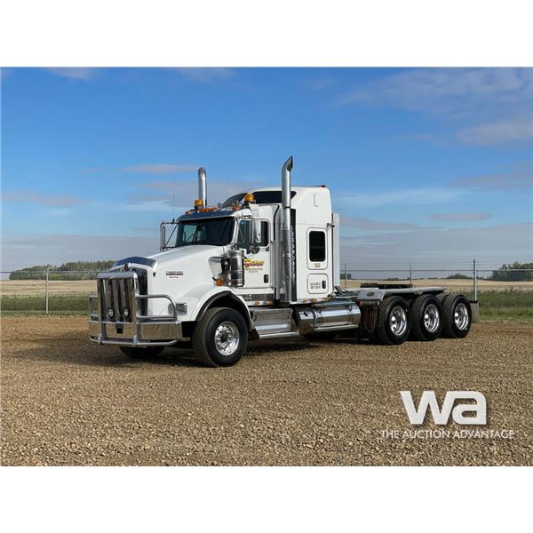 2018 KENWORTH T800 TRI DRIVE SLEEPER TRUCK TRACTOR