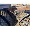 Image 45 : 2012 KENWORTH T800 TRI DRIVE SLEEPER TRUCK TRACTOR
