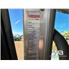 Image 6 : 2012 KENWORTH T800 TRI DRIVE SLEEPER TRUCK TRACTOR